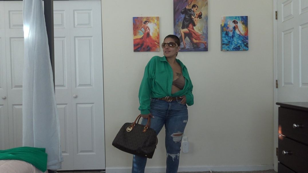 ⁣Primark Buys