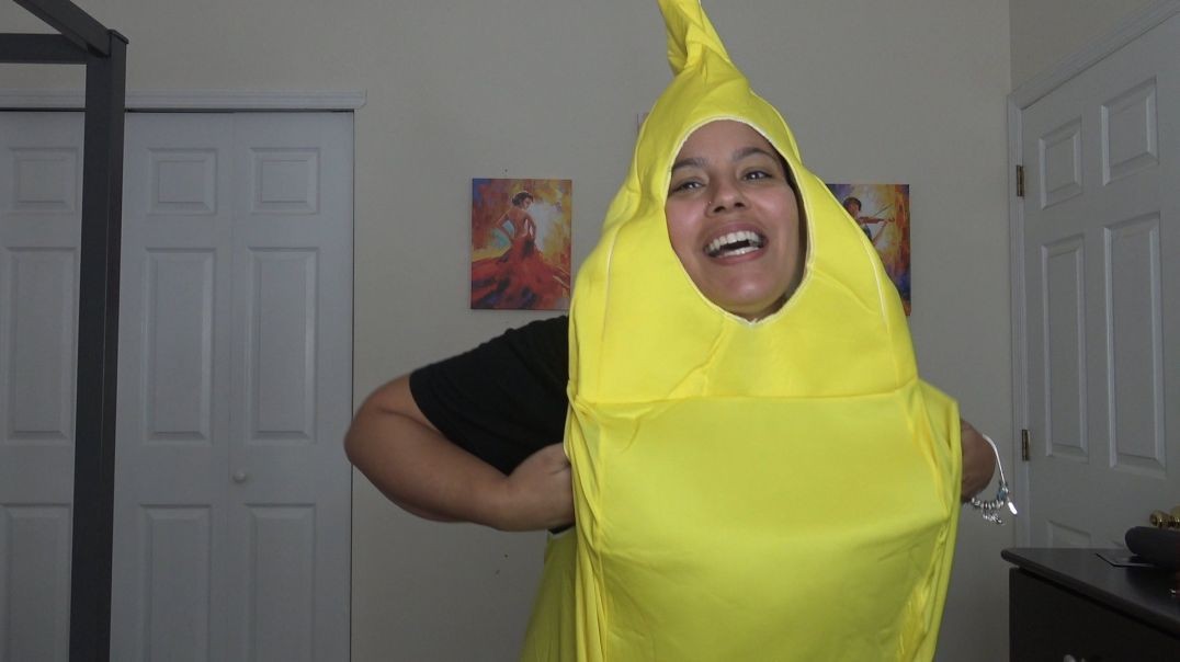 ⁣BANANA HALLOWEEN COSTUME