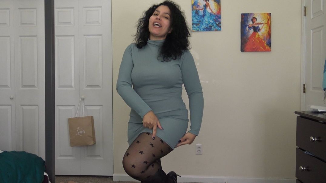 ⁣STOCKING TRY ON