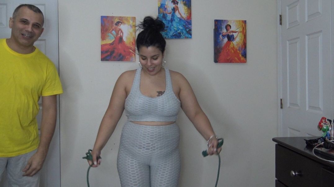 ⁣JUMP ROPE CHALLENGE WHO WINS